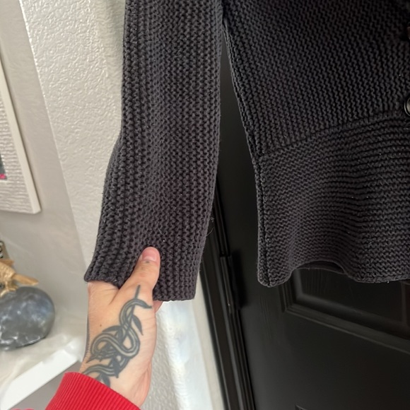 Beautiful Heavy Sweater - Picture 3 of 6